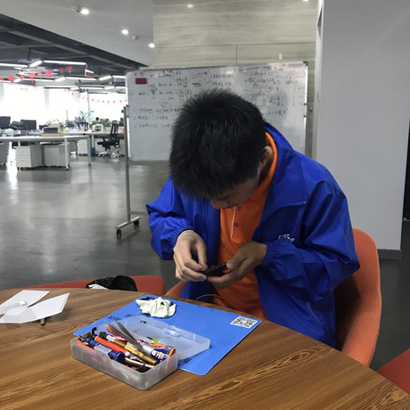 長沙雨花區蘋果售后維修點：百邦－長沙店服務態度挺好